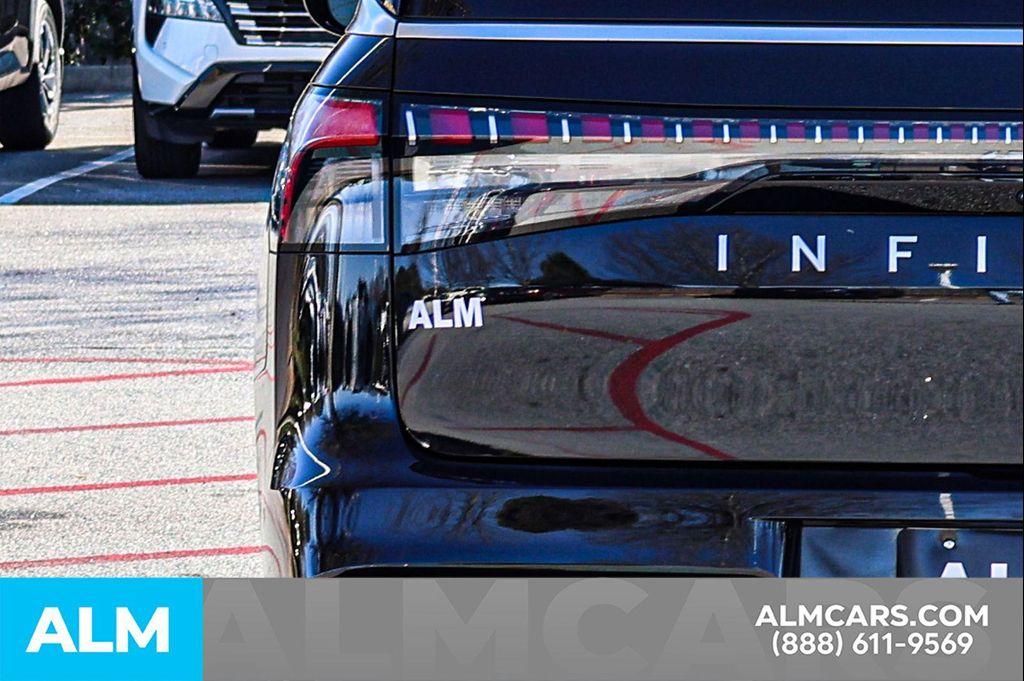 used 2025 INFINITI QX80 car, priced at $67,160