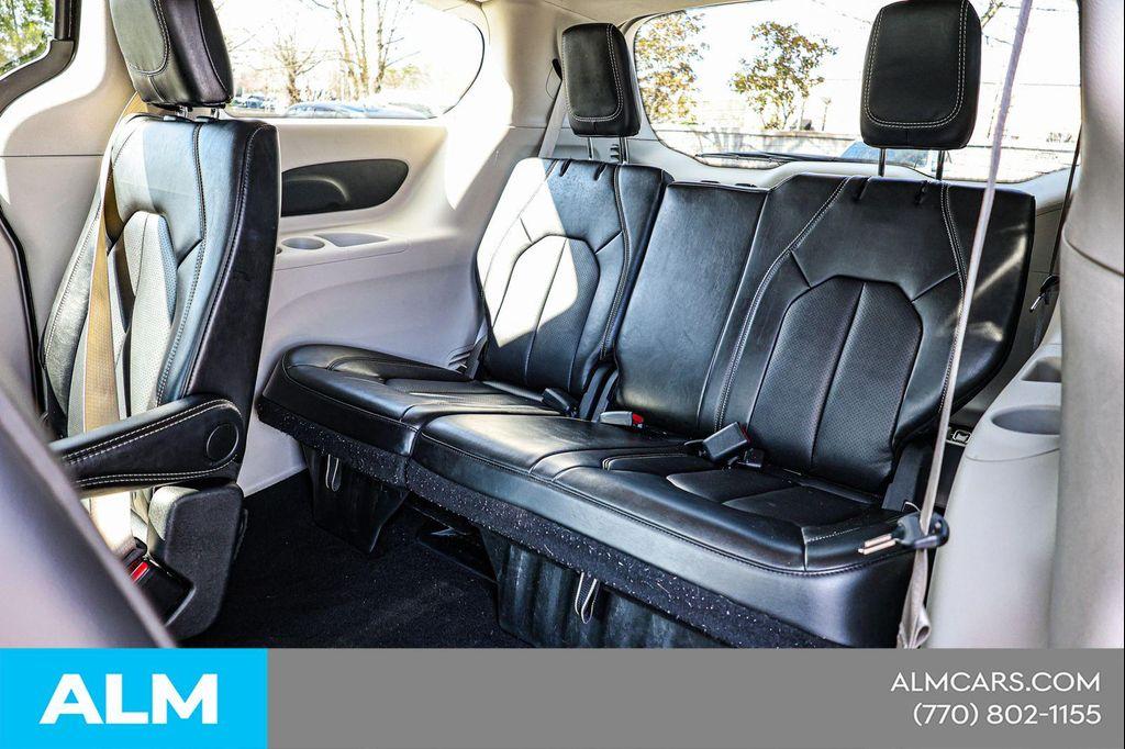 used 2024 Chrysler Pacifica car, priced at $24,664
