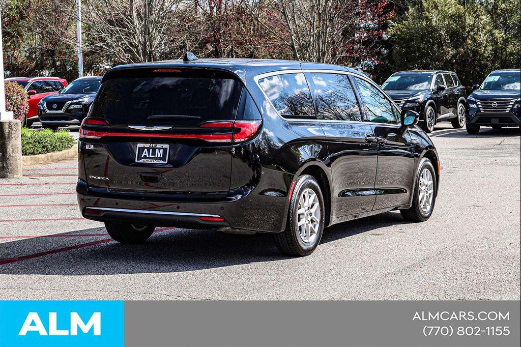 used 2024 Chrysler Pacifica car, priced at $24,664