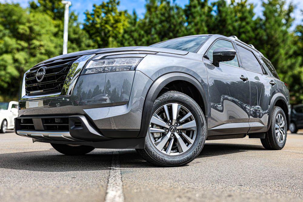 new 2024 Nissan Pathfinder car, priced at $35,747