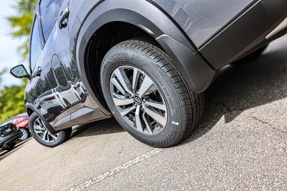 new 2024 Nissan Pathfinder car, priced at $35,747