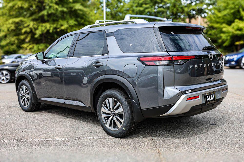 new 2024 Nissan Pathfinder car, priced at $35,747