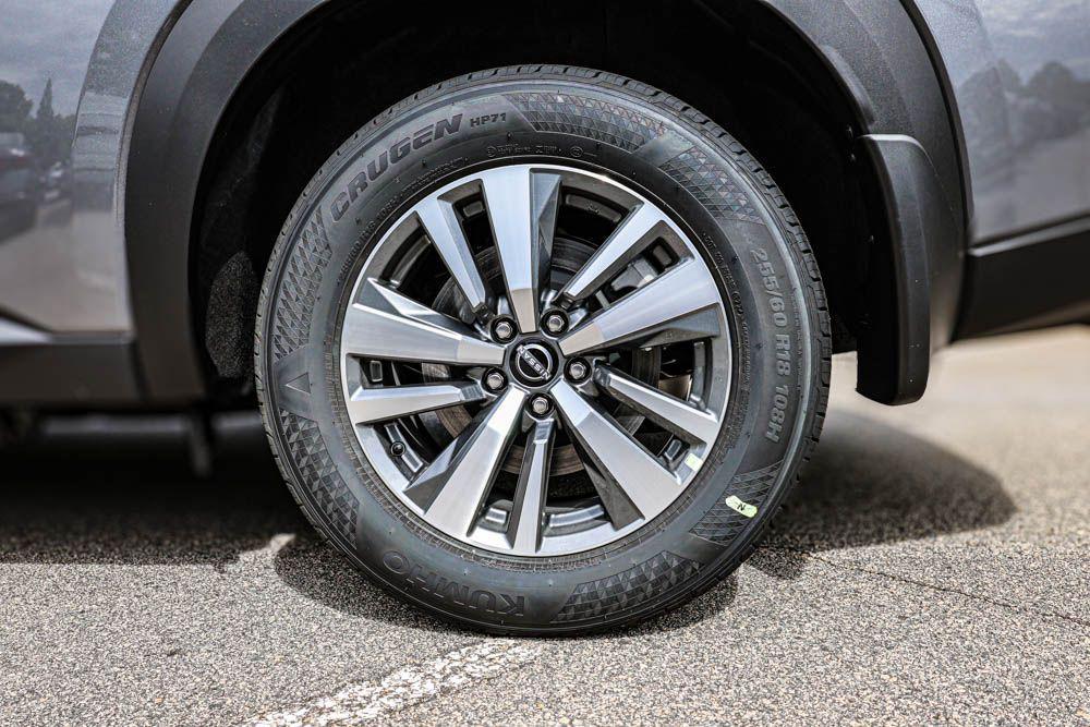 new 2024 Nissan Pathfinder car, priced at $35,747