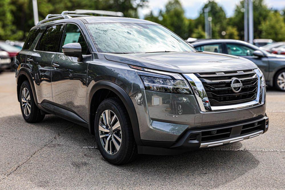 new 2024 Nissan Pathfinder car, priced at $35,747