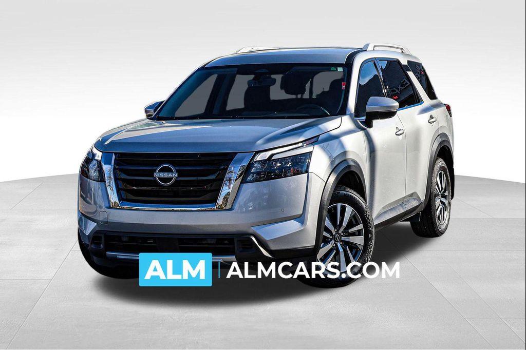 used 2025 Nissan Pathfinder car, priced at $35,220