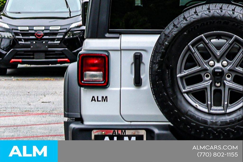 used 2025 Jeep Wrangler car, priced at $32,920