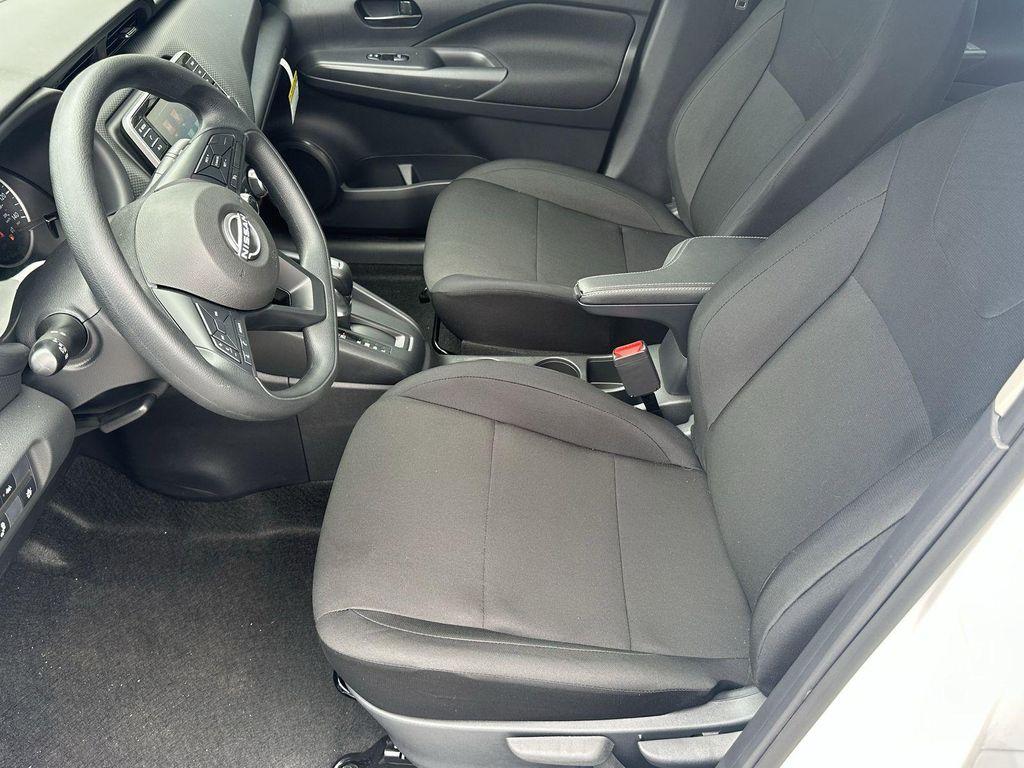 new 2025 Nissan Kicks car, priced at $22,239