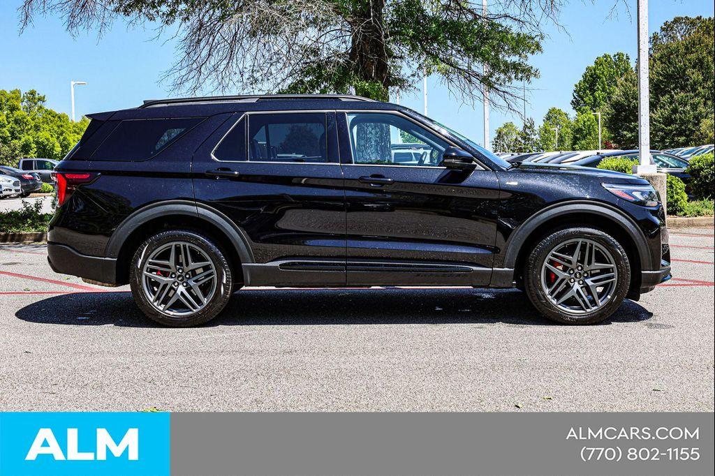 used 2025 Ford Explorer car, priced at $37,664