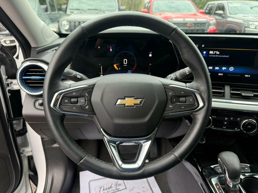 used 2025 Chevrolet Trax car, priced at $20,990