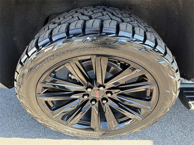 used 2025 GMC Yukon XL car, priced at $103,903