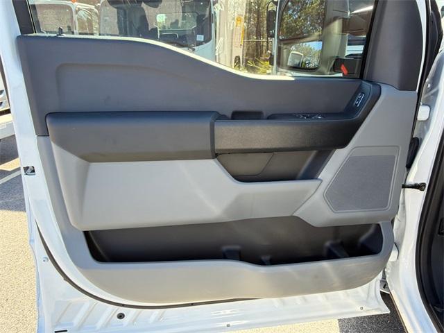 used 2024 Ford F-250 car, priced at $39,015