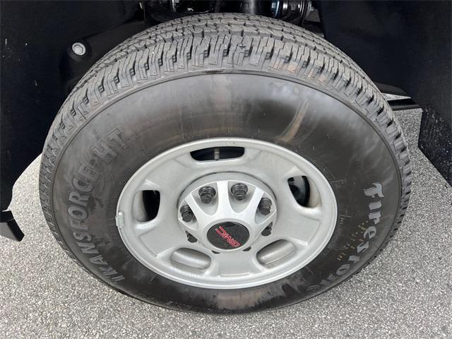 used 2025 GMC Sierra 2500 car, priced at $41,987