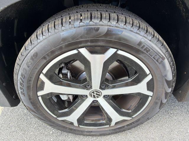 used 2025 Volkswagen Tiguan car, priced at $30,929