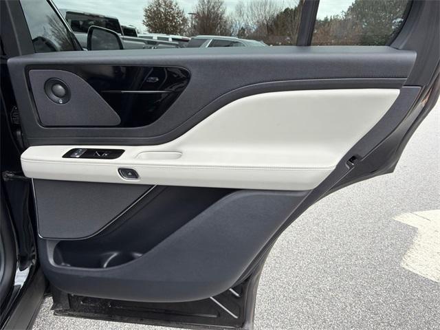 used 2025 Lincoln Aviator car, priced at $51,522