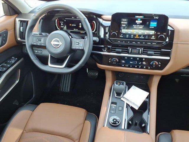 new 2025 Nissan Pathfinder car, priced at $46,553