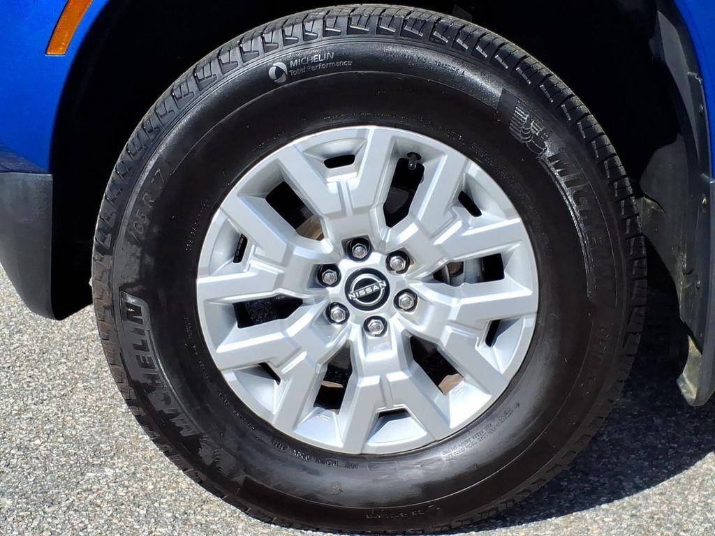 used 2024 Nissan Frontier car