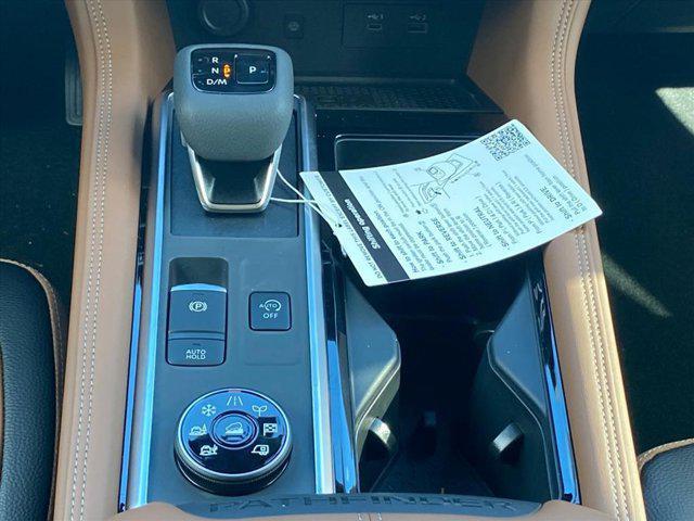 new 2025 Nissan Pathfinder car, priced at $45,322