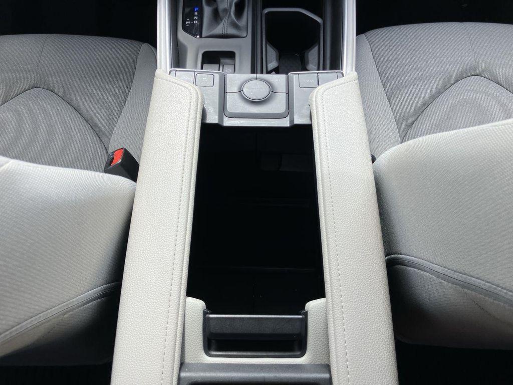 used 2025 Toyota Highlander car, priced at $52,991