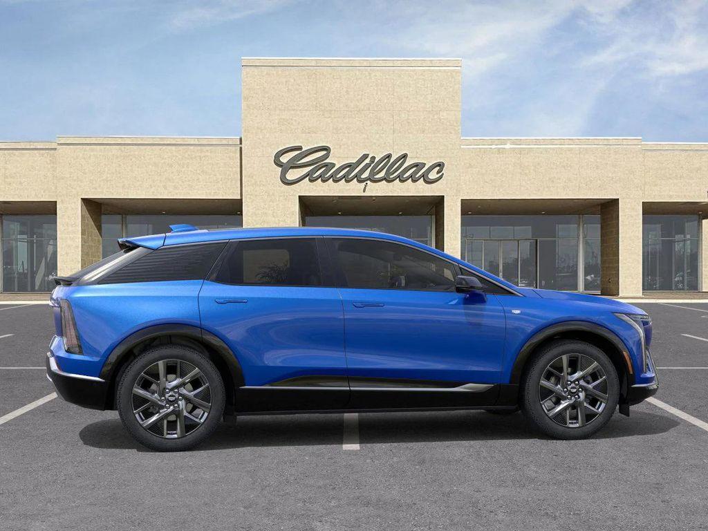 new 2025 Cadillac OPTIQ car, priced at $55,090