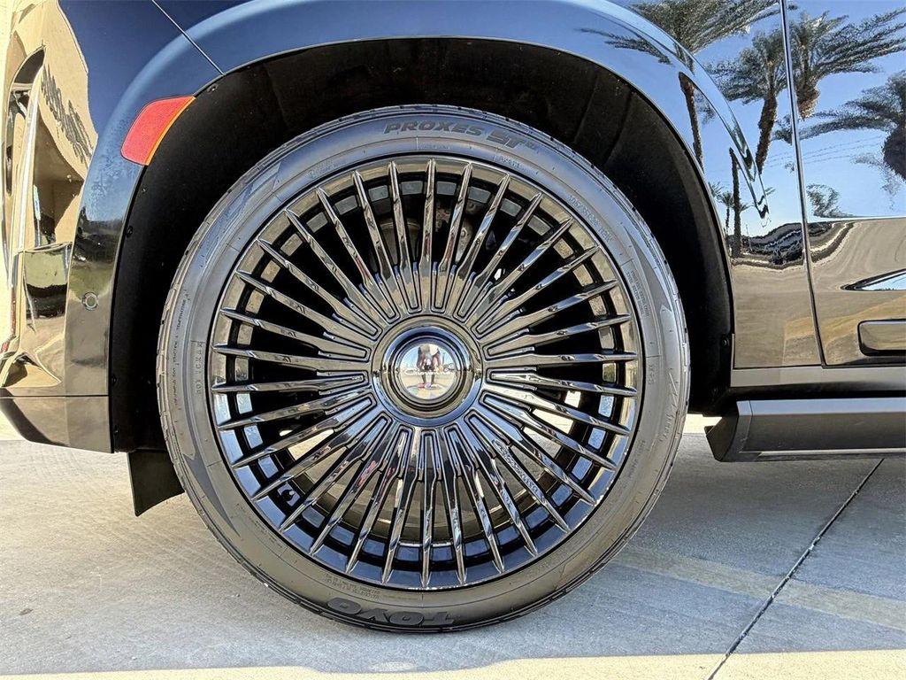 used 2022 Cadillac Escalade ESV car, priced at $68,755