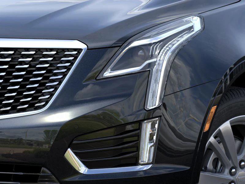 new 2025 Cadillac XT5 car, priced at $55,004