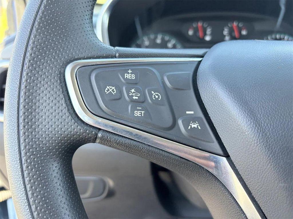 used 2024 Chevrolet Equinox car, priced at $22,900