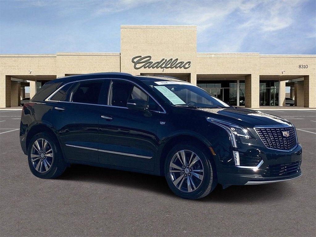 used 2025 Cadillac XT5 car, priced at $45,537