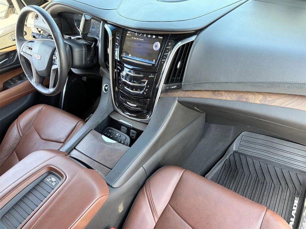 used 2018 Cadillac Escalade ESV car, priced at $30,995
