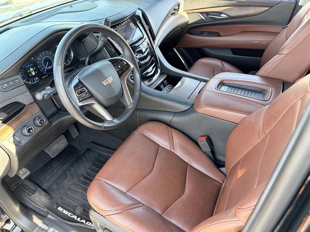 used 2018 Cadillac Escalade ESV car, priced at $30,995