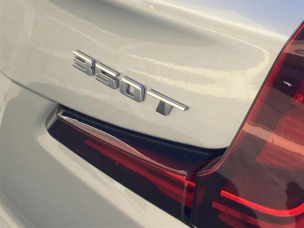 used 2021 Cadillac XT4 car, priced at $25,795