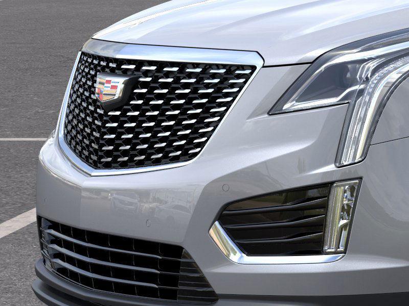 new 2025 Cadillac XT5 car, priced at $38,664