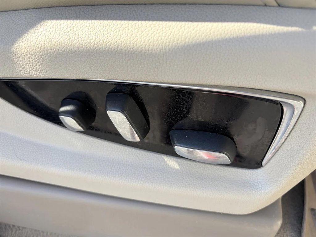 used 2018 Cadillac Escalade ESV car, priced at $24,835