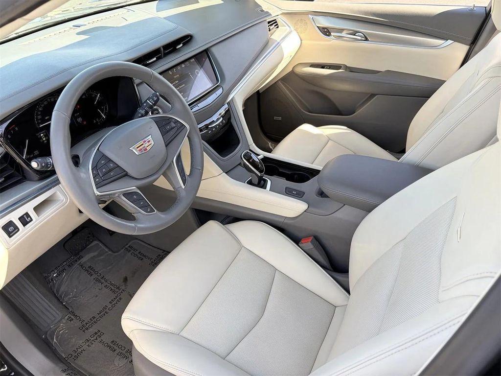 used 2018 Cadillac XT5 car, priced at $20,938