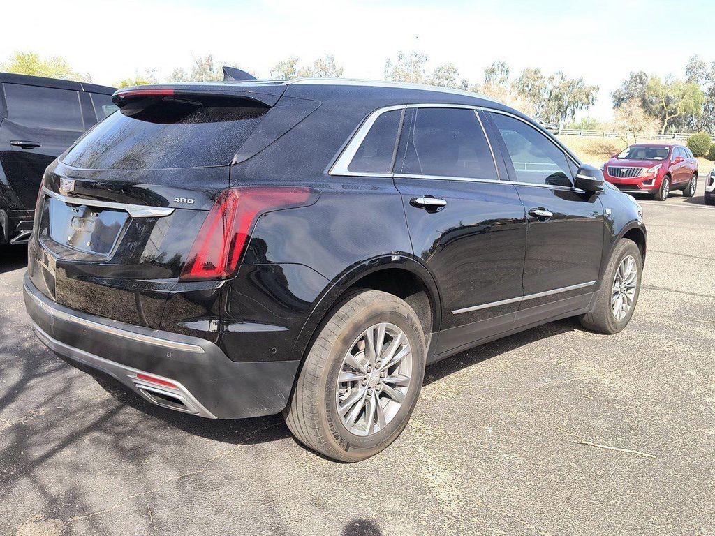 used 2022 Cadillac XT5 car, priced at $32,900