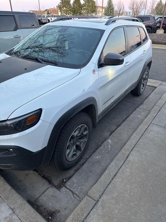 used 2020 Jeep Cherokee car, priced at $21,042
