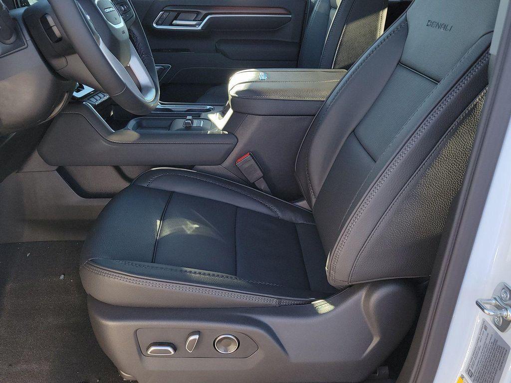 new 2026 GMC Sierra 3500 car, priced at $84,290