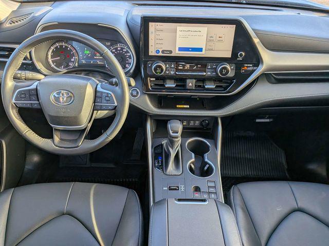 used 2023 Toyota Highlander car, priced at $32,777