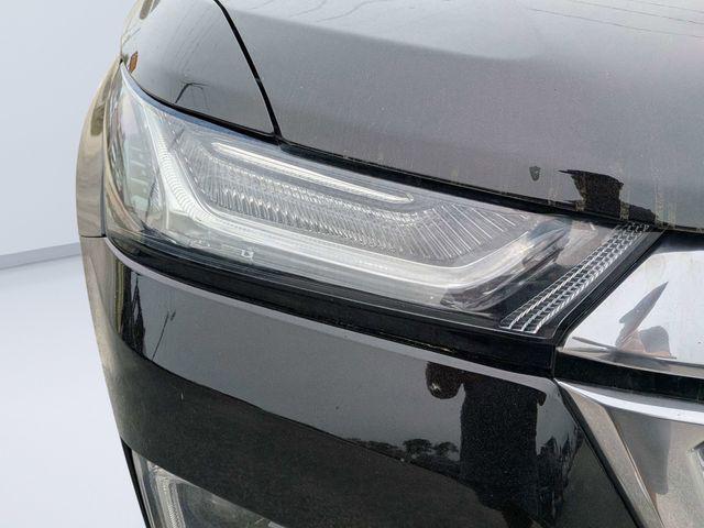 used 2023 Chevrolet Traverse car, priced at $27,377