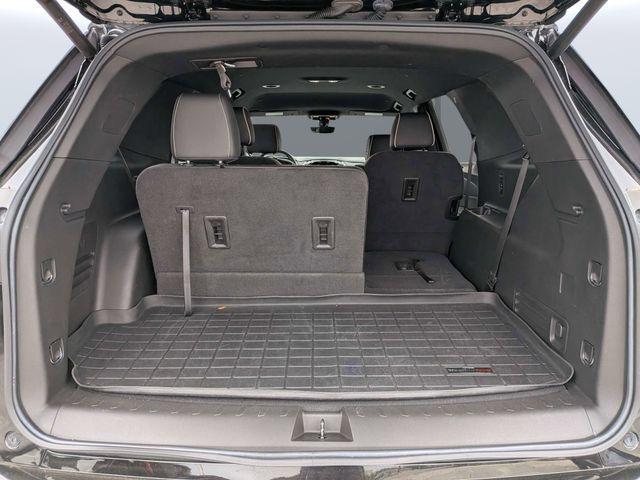 used 2023 Chevrolet Traverse car, priced at $27,377