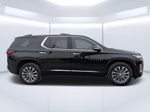 used 2023 Chevrolet Traverse car, priced at $27,377