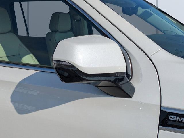 used 2021 GMC Yukon XL car, priced at $43,377