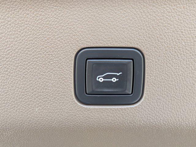 used 2021 GMC Yukon XL car, priced at $43,377