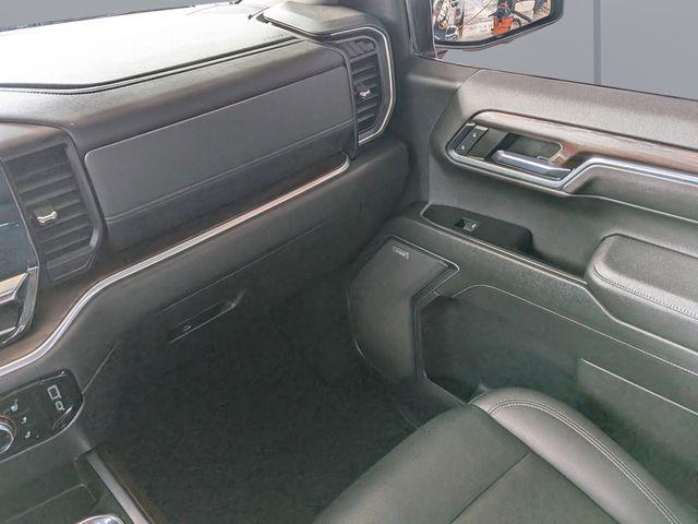 used 2022 GMC Sierra 1500 car, priced at $34,577