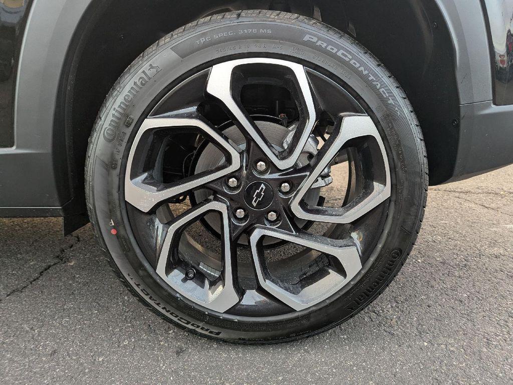 new 2026 Chevrolet Trax car, priced at $29,335