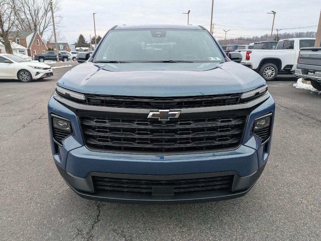 new 2026 Chevrolet Traverse car, priced at $49,305