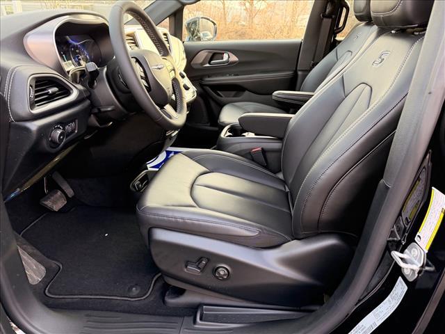 new 2026 Chrysler Pacifica car, priced at $51,230