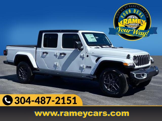 new 2024 Jeep Gladiator car, priced at $43,099