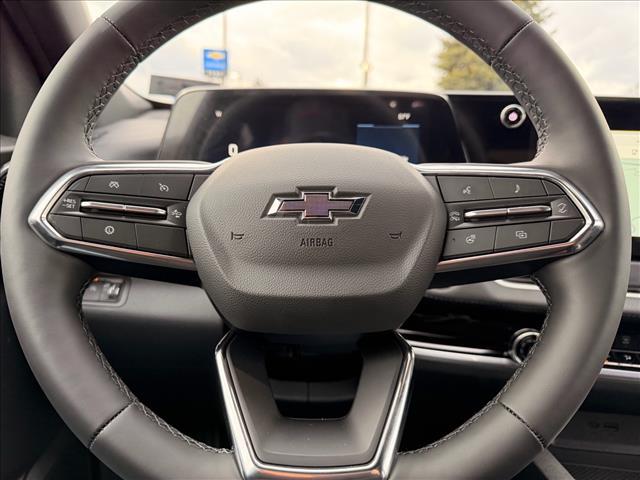 new 2026 Chevrolet Equinox car, priced at $34,075