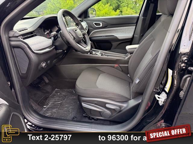 new 2025 Jeep Compass car, priced at $29,490