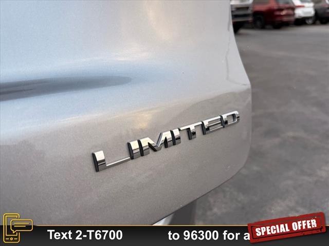 used 2022 Jeep Compass car, priced at $24,999